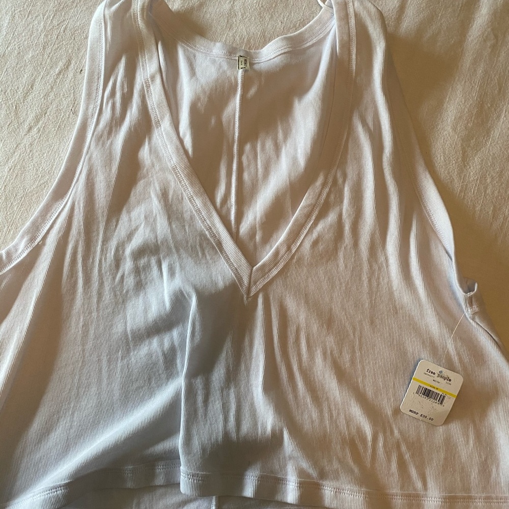 Free people crop v-neck tank